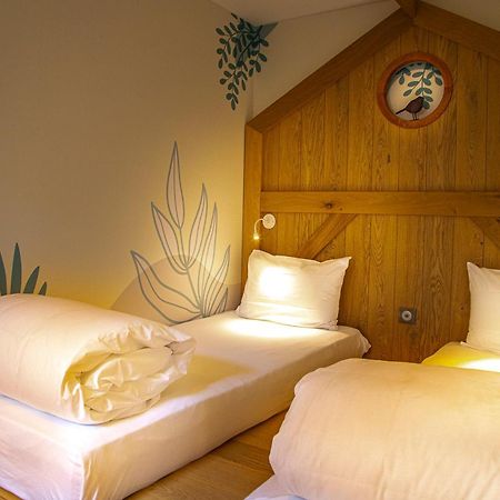 Hotel Ecolodgee Chasseneuil-du-Poitou Bagian luar foto
